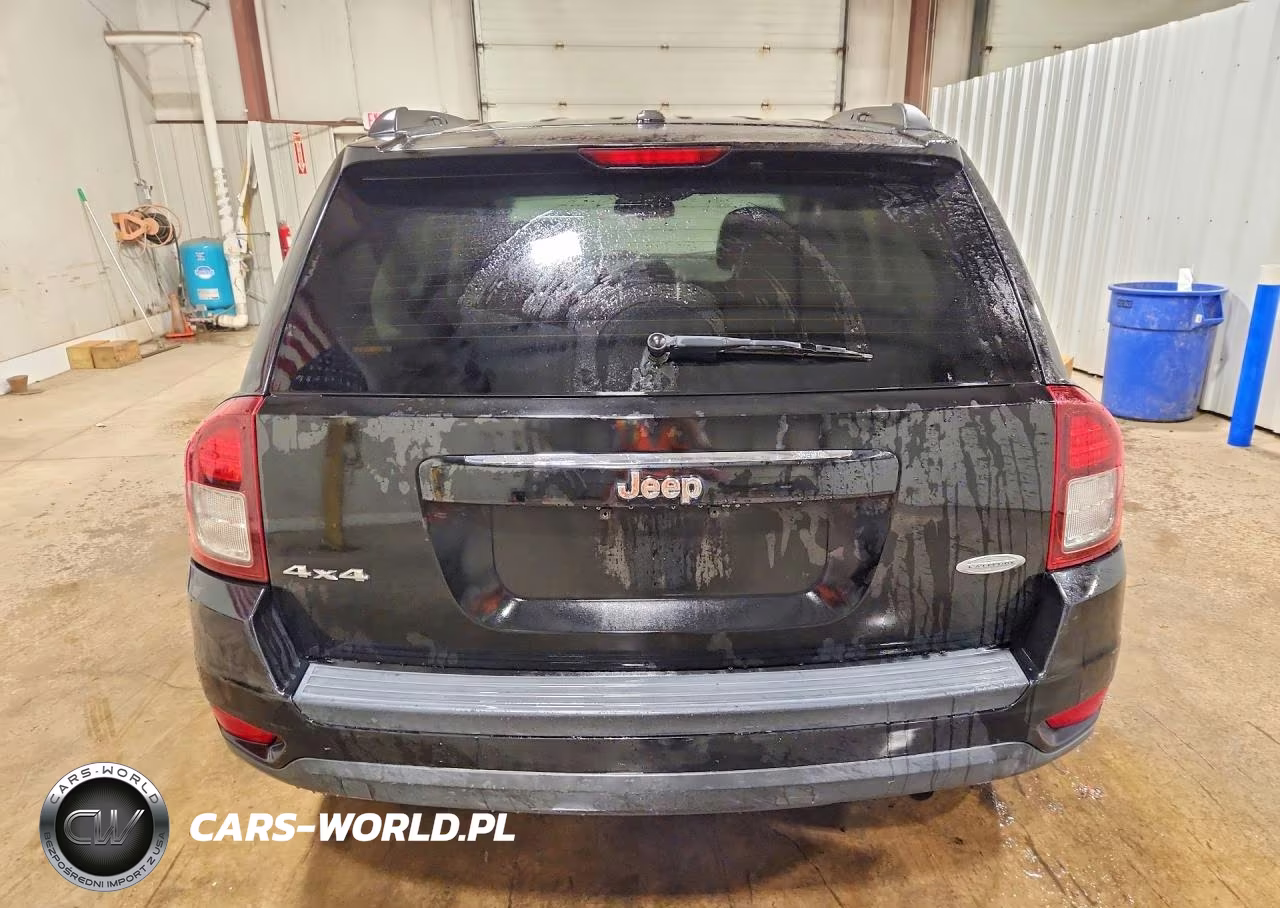 2016 Jeep Compass Latitude VIN:1C4NJDEB6GD663032 - 6