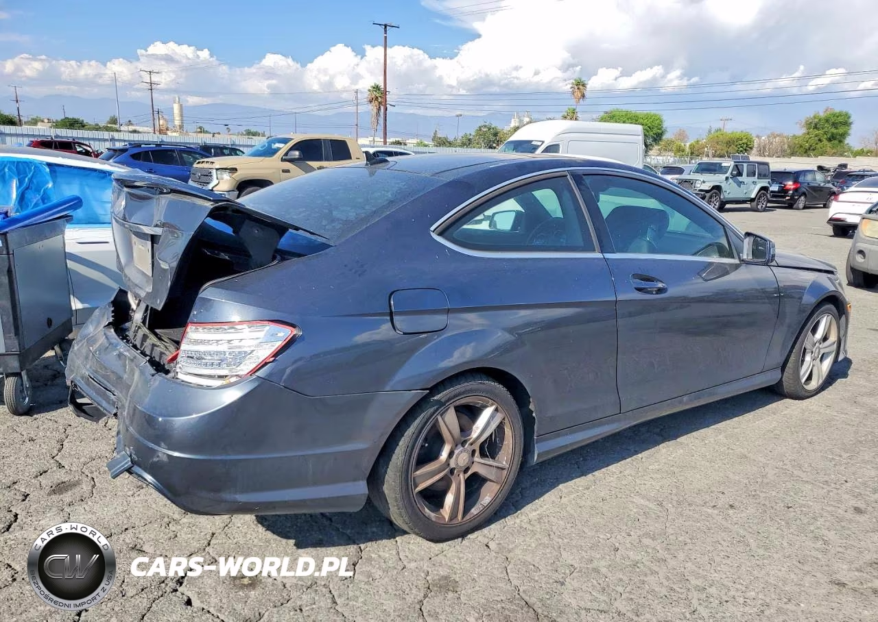 2014 Mercedes-Benz C 250 VIN:WDDGJ4HB4EG171962 - 3