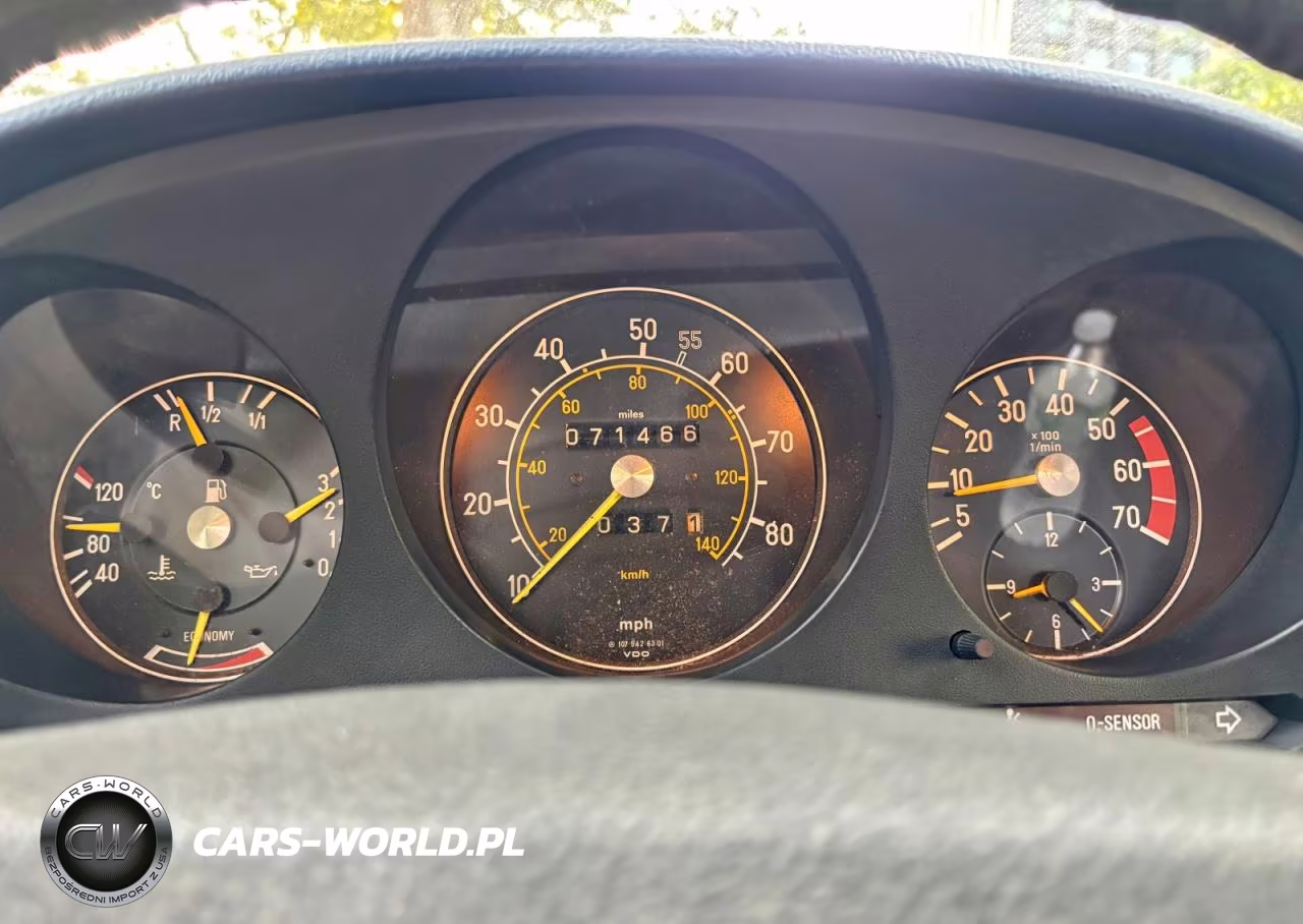1982 Mercedes-Benz 380 VIN:WDBBA45A4CB016031 - 12
