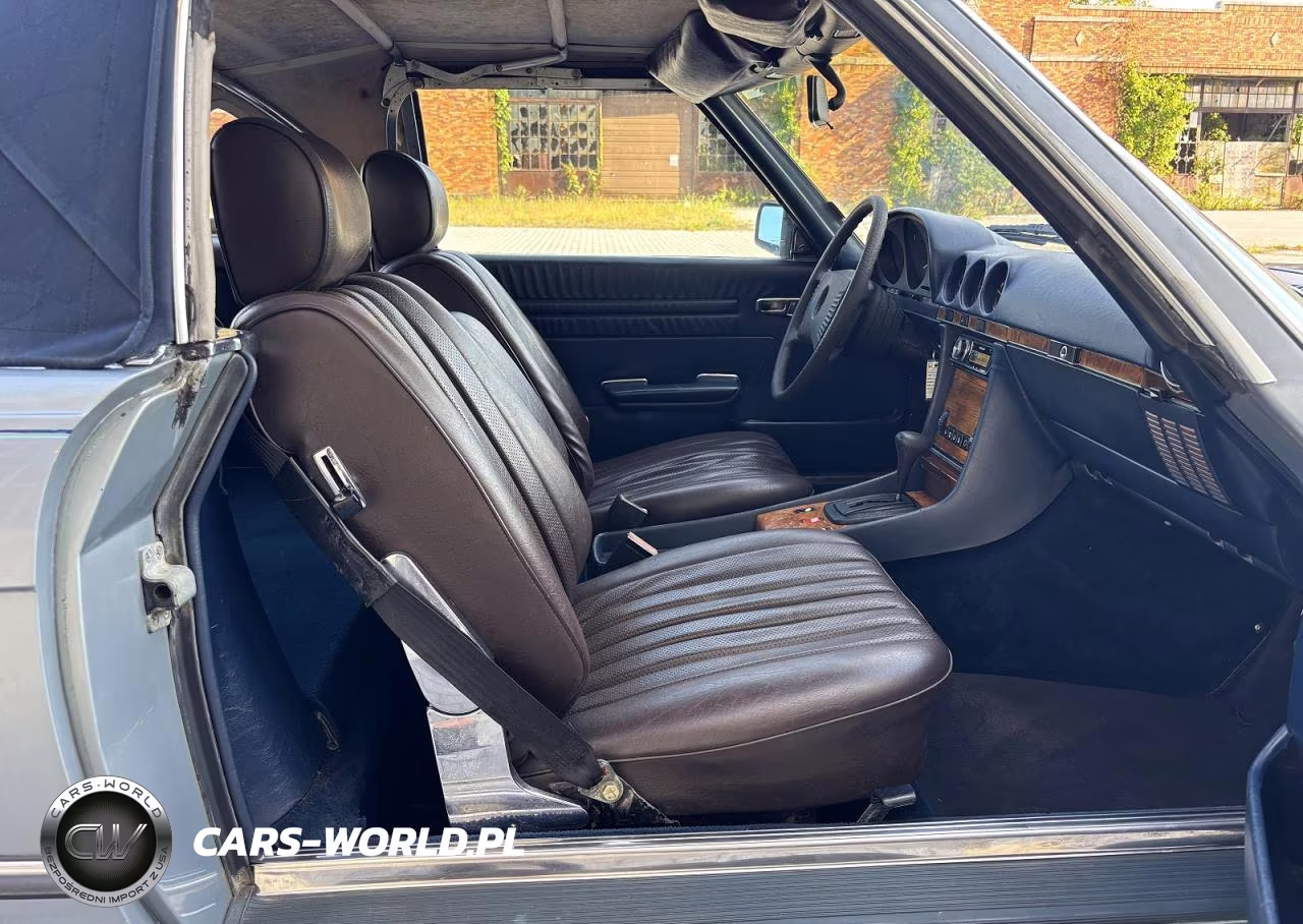 1982 Mercedes-Benz 380 VIN:WDBBA45A4CB016031 - 8