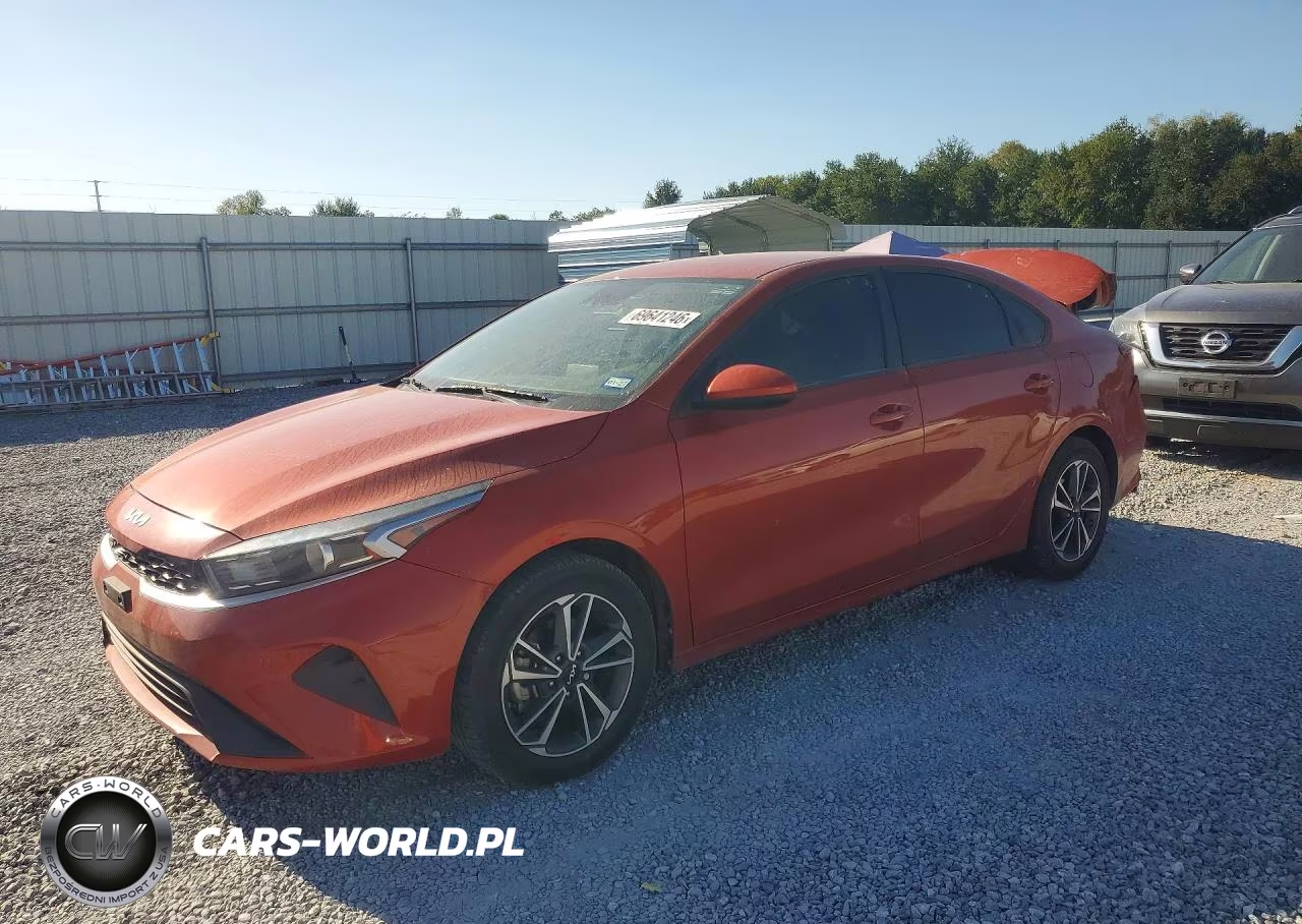 2023 Kia Forte Lxs