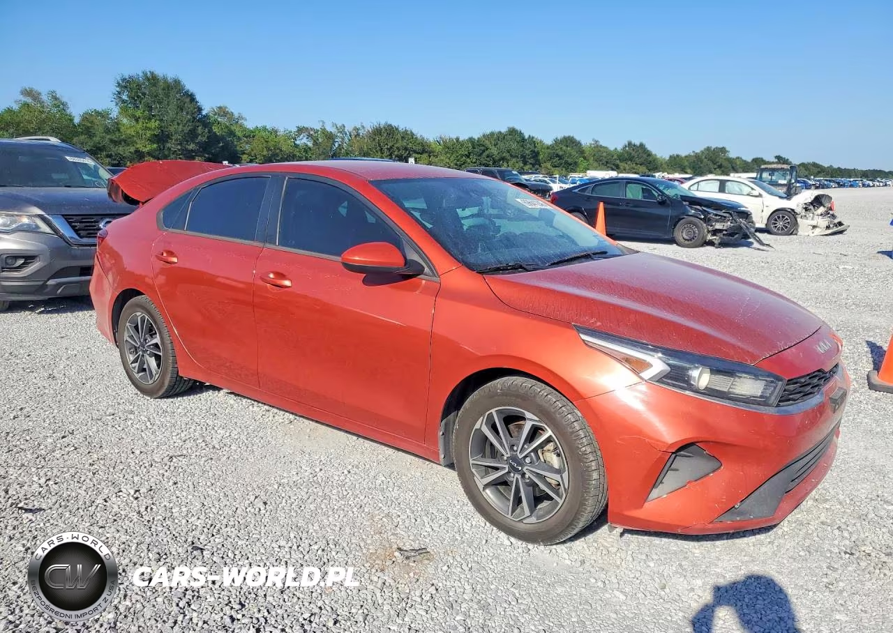 2023 Kia Forte Lxs VIN:3KPF24AD2PE509294 - 4