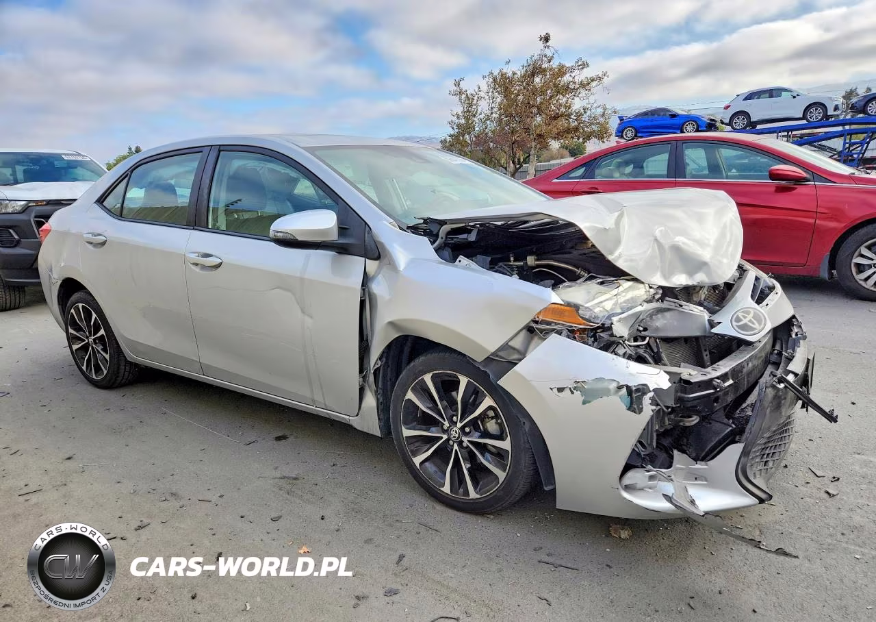 2017 Toyota Corolla Se VIN:2T1BURHEXHC792595 - 4