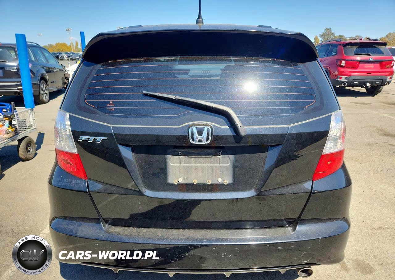 2012 Honda Fit Sport VIN:JHMGE8H55CC012080 - 6