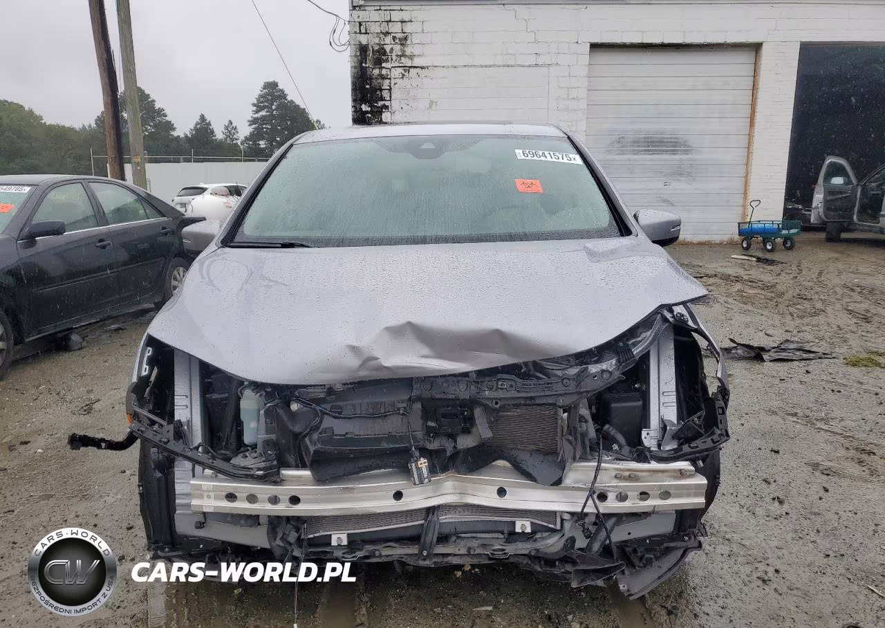 2022 Honda Odyssey Touring VIN:5FNRL6H82NB067607 - 5