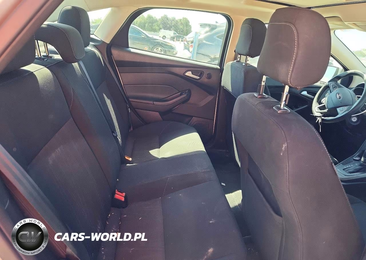 2018 Ford Focus Sel VIN:1FADP3H23JL216497 - 10