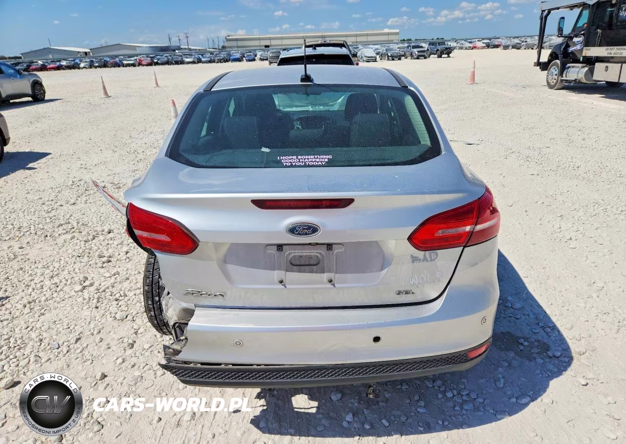 2018 Ford Focus Sel VIN:1FADP3H23JL216497 - 6