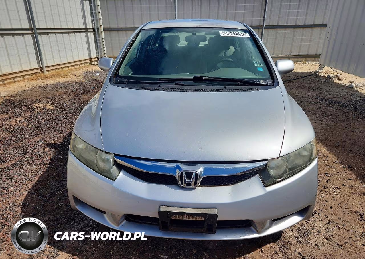 2009 Honda Civic Lx VIN:2HGFA16589H305613 - 5