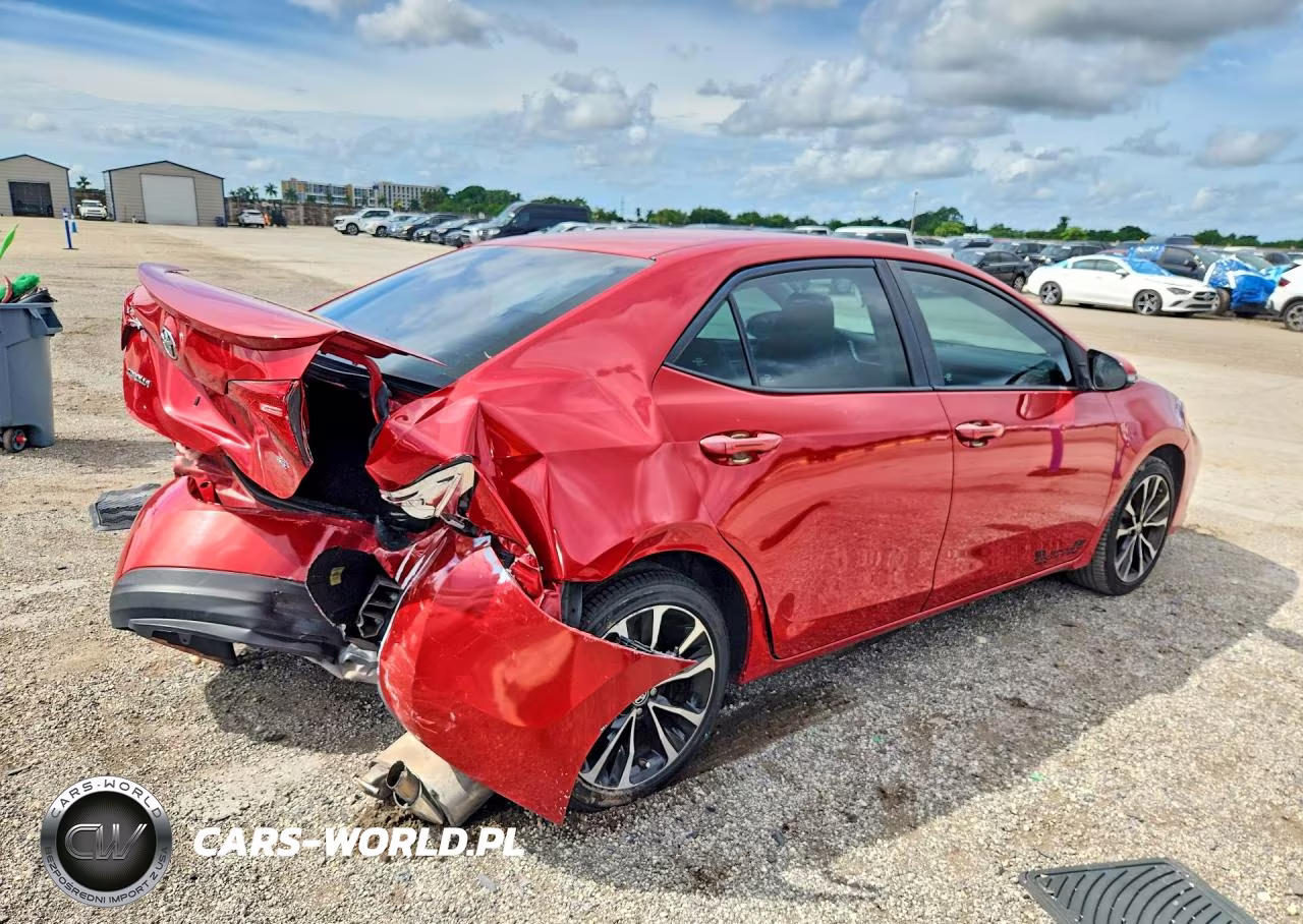 2017 Toyota Corolla Se VIN:2T1BURHE2HC871954 - 3