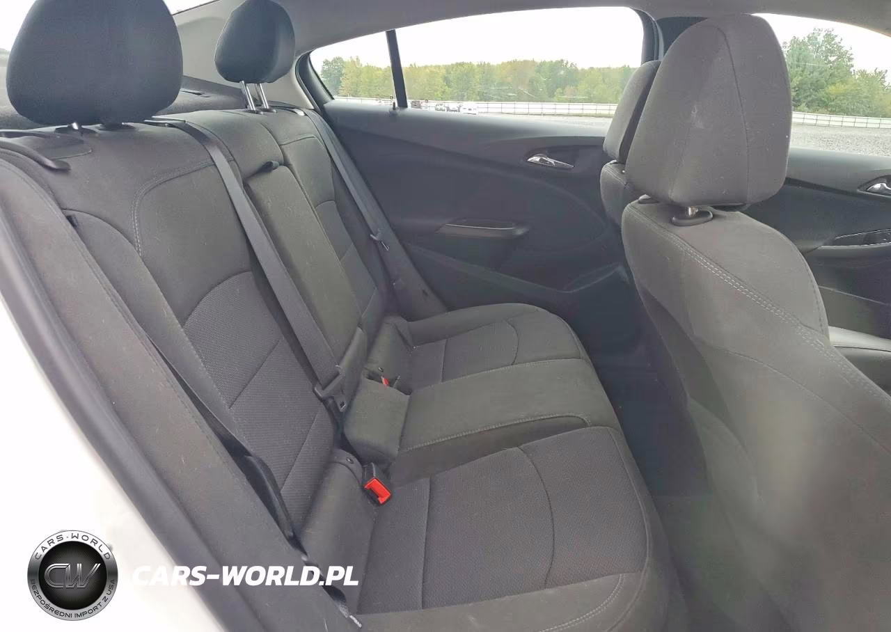 2018 Chevrolet Cruze Lt VIN:1G1BE5SM2J7104627 - 10