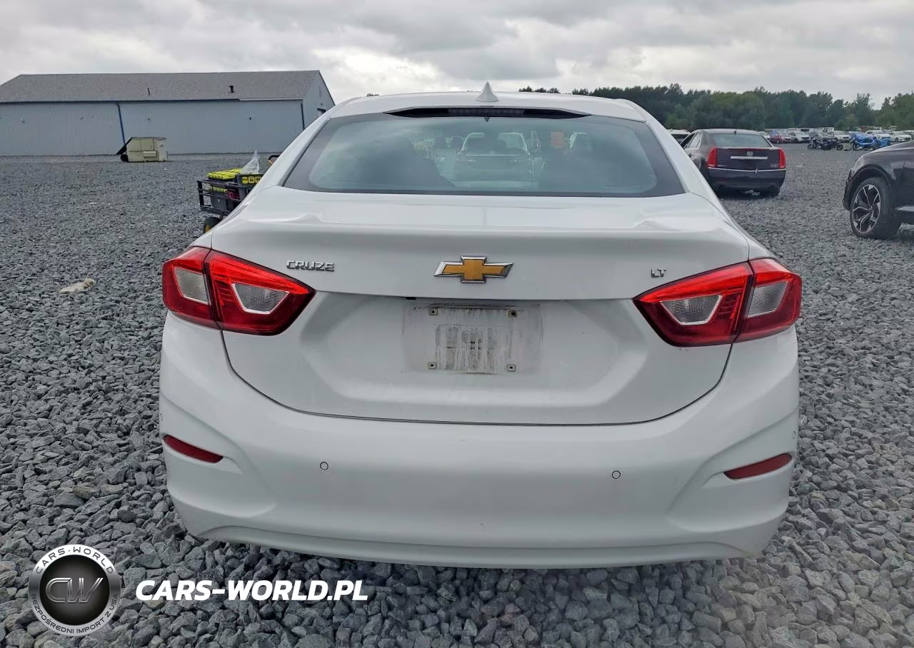 2018 Chevrolet Cruze Lt VIN:1G1BE5SM2J7104627 - 6