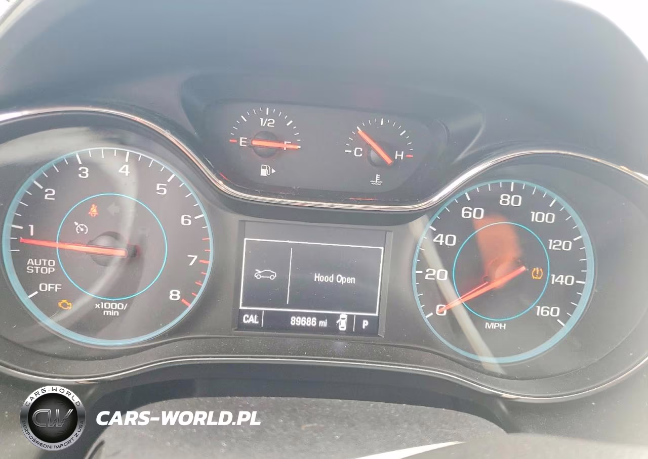 2018 Chevrolet Cruze Lt VIN:1G1BE5SM2J7104627 - 9