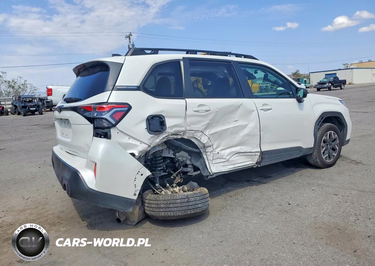 2025 Subaru Forester Premium VIN:JF2SLDDC4SH542851 - 3