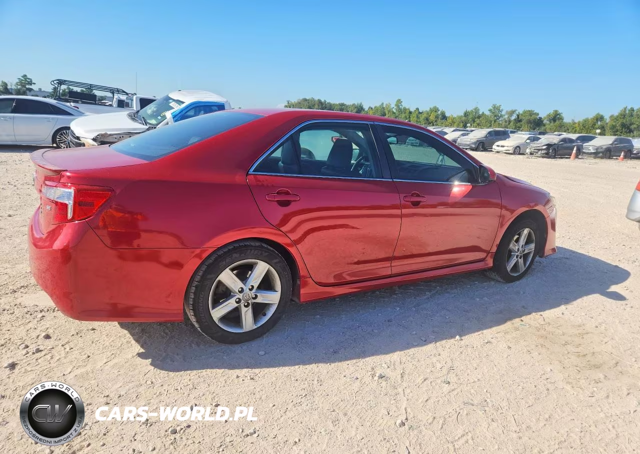 2014 Toyota Camry Se VIN:4T1BF1FK1EU787011 - 3