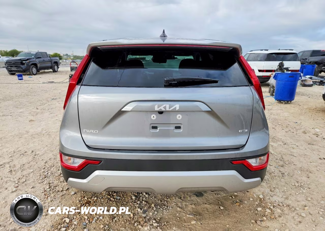 2026 Kia Niro Lx VIN:KNDCP3LE9T5363664 - 6