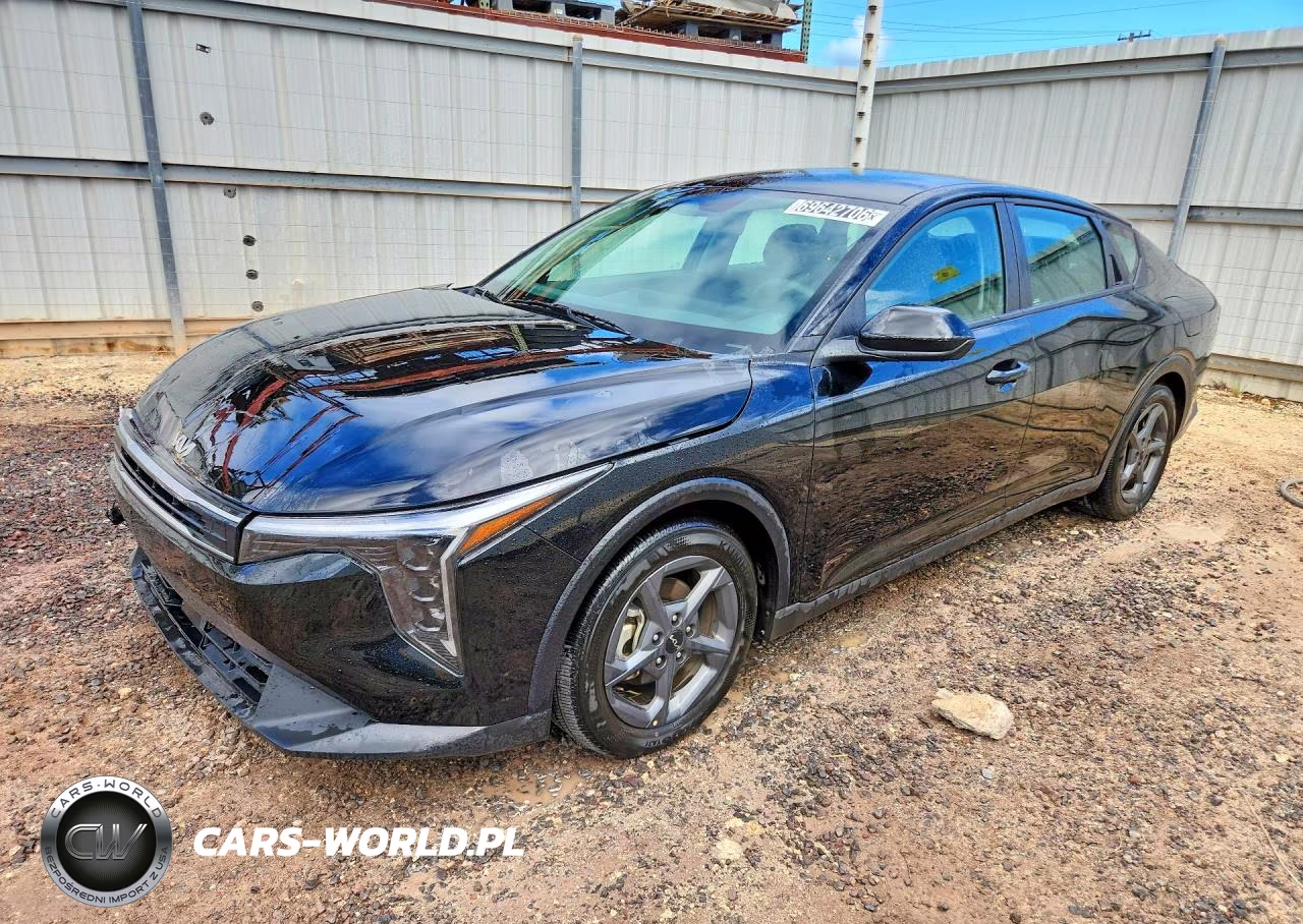 2025 Kia K4 Lxs VIN:3KPFT4DE7SE066649 - 1