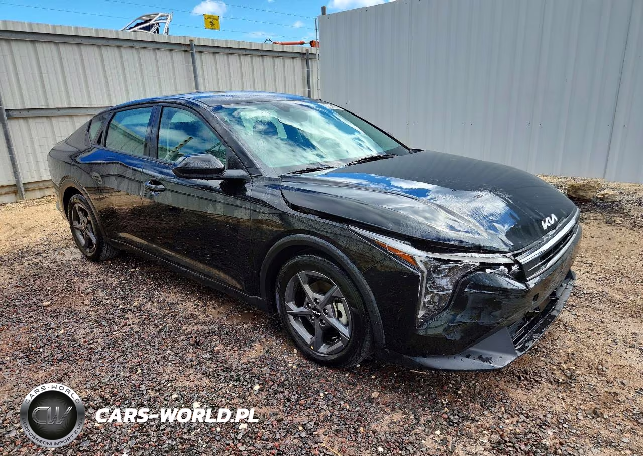 2025 Kia K4 Lxs VIN:3KPFT4DE7SE066649 - 4