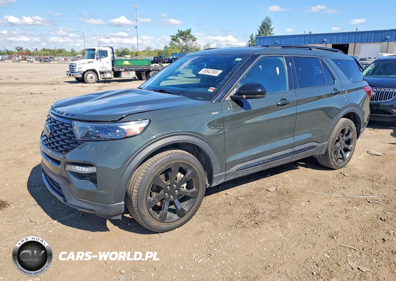 2023 Ford Explorer St-Line