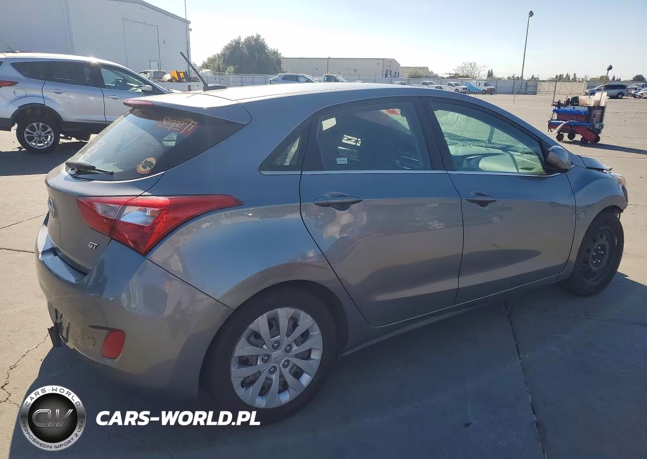 2017 Hyundai Elantra Gt Base VIN:KMHD35LH5HU373803 - 3