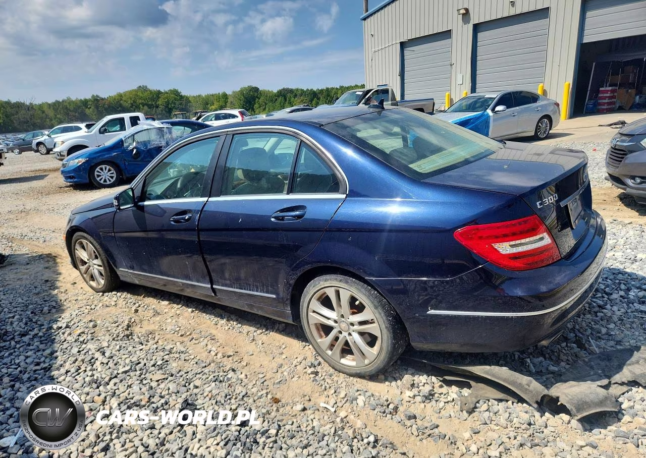 2012 Mercedes-Benz C 300 4Matic VIN:WDDGF8BB5CF889069 - 2