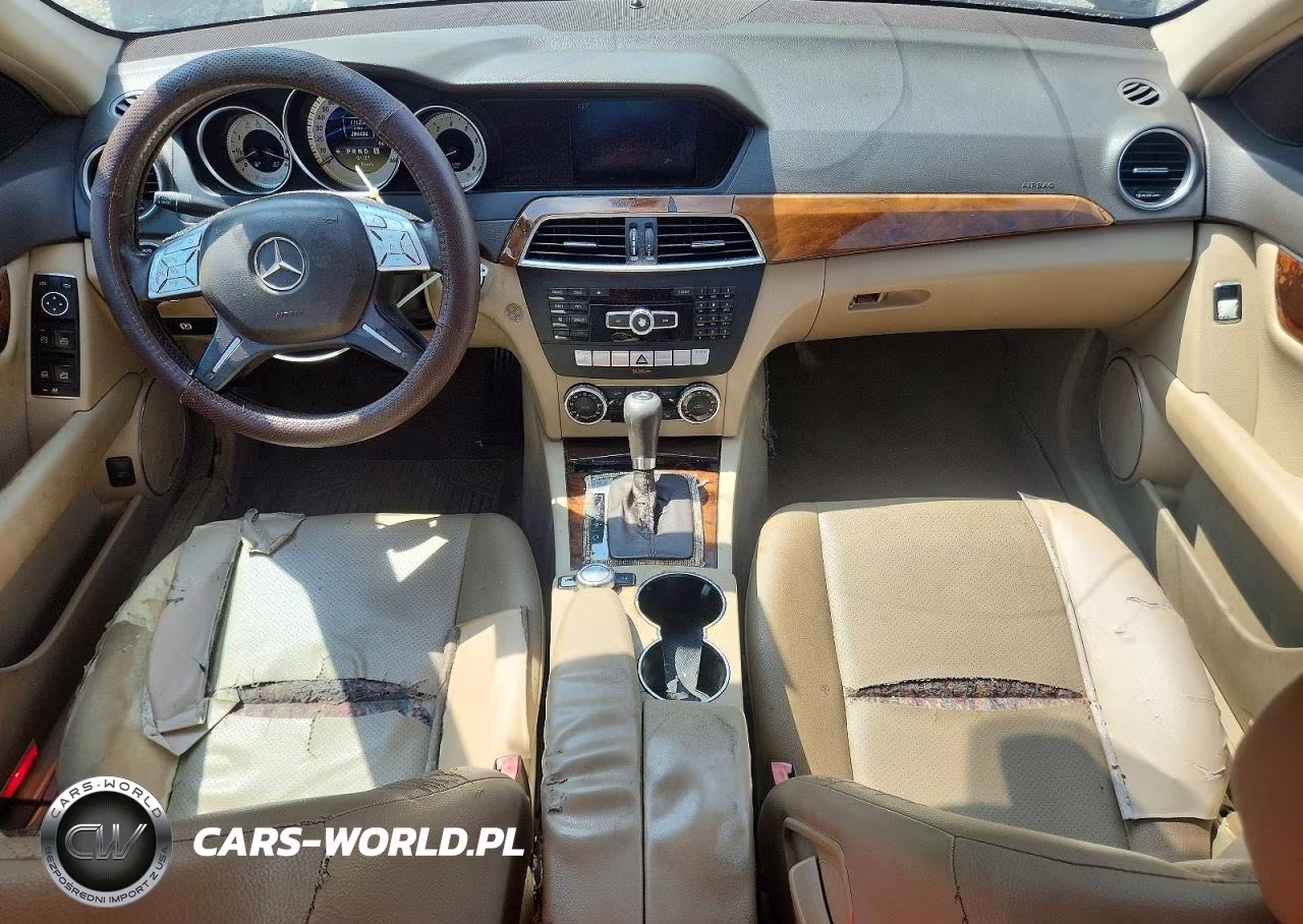 2012 Mercedes-Benz C 300 4Matic VIN:WDDGF8BB5CF889069 - 8