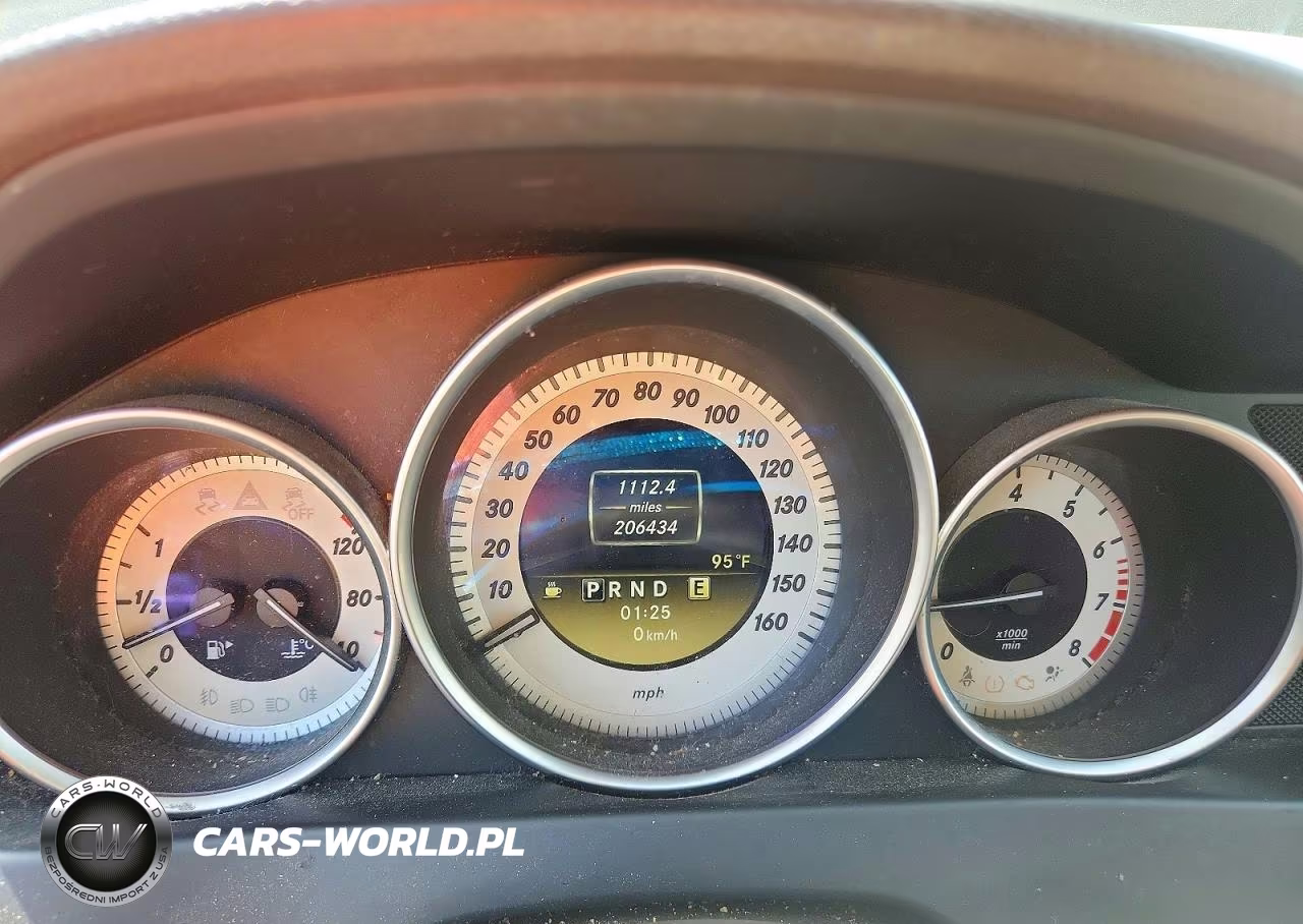 2012 Mercedes-Benz C 300 4Matic VIN:WDDGF8BB5CF889069 - 9