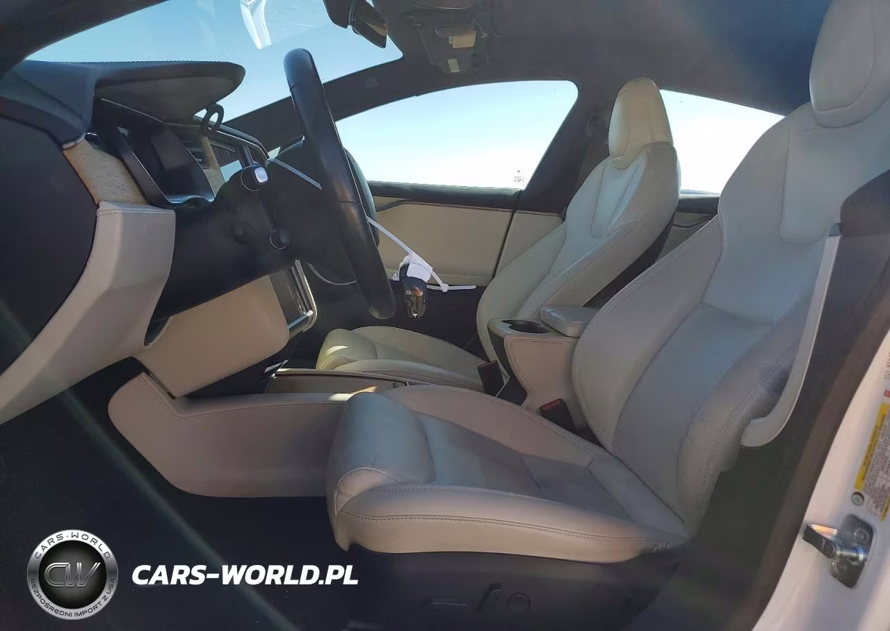 2020 Tesla Model S VIN:5YJSA1E20LF403326 - 7