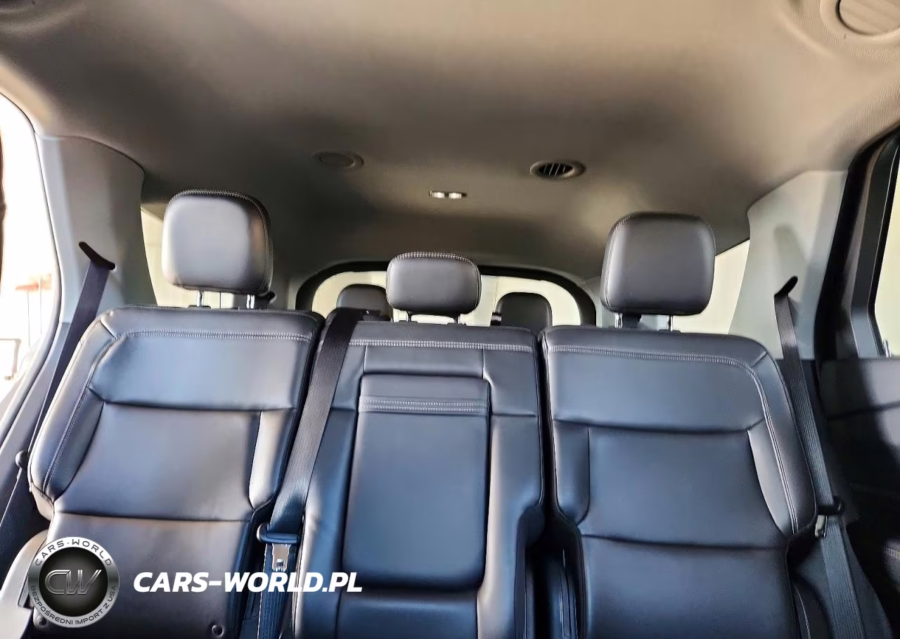 2022 Ford Explorer Xlt VIN:1FMSK7DH3NGB98823 - 10