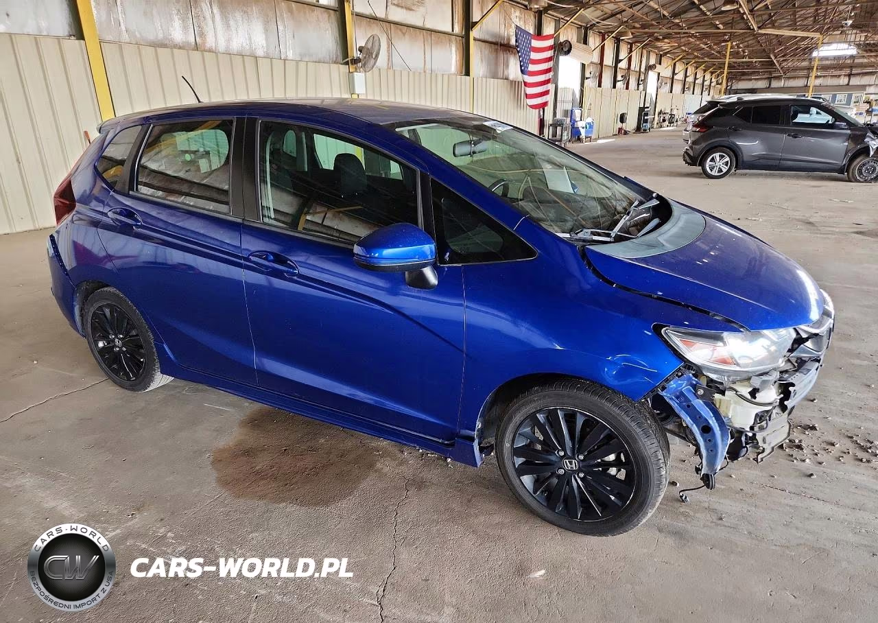 2019 Honda Fit Sport VIN:3HGGK5H64KM739775 - 4