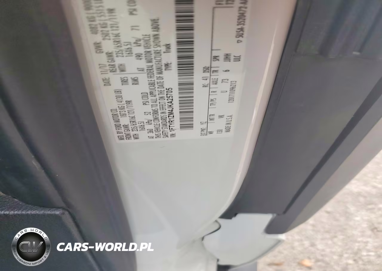 2018 Ford Transit T-250 VIN:1FTYR1ZM4JKA25705 - 12