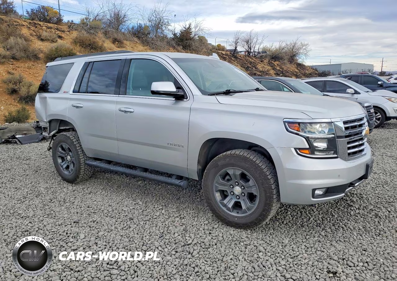 2018 Chevrolet Tahoe K1500 Lt VIN:1GNSKBKC2JR213171 - 4