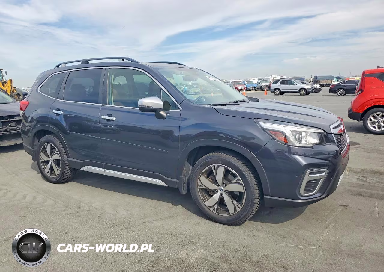 2019 Subaru Forester Touring VIN:JF2SKAWC2KH452533 - 4