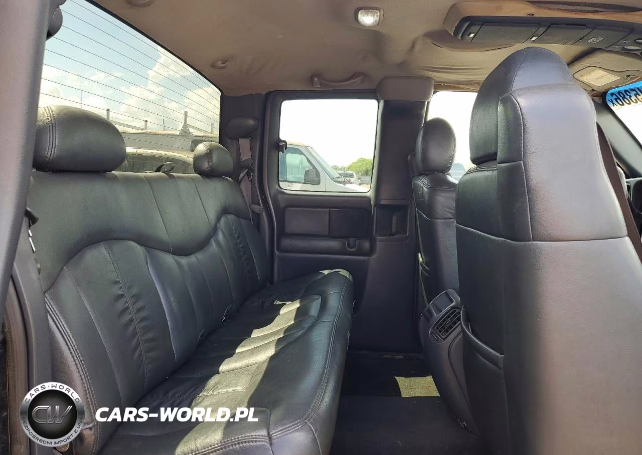 2001 Chevrolet Silverado C1500 VIN:2GCEC19T611209555 - 10