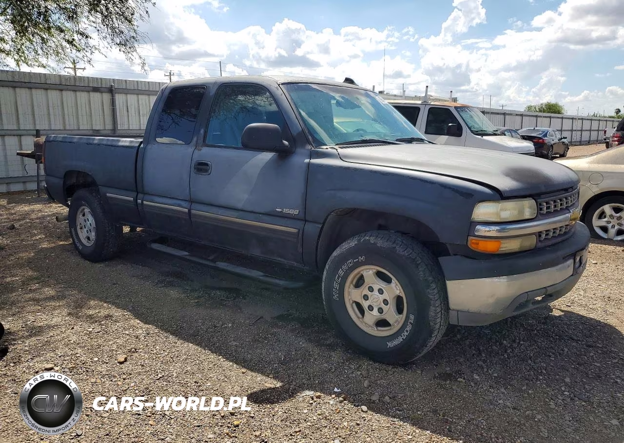 2001 Chevrolet Silverado C1500 VIN:2GCEC19T611209555 - 4