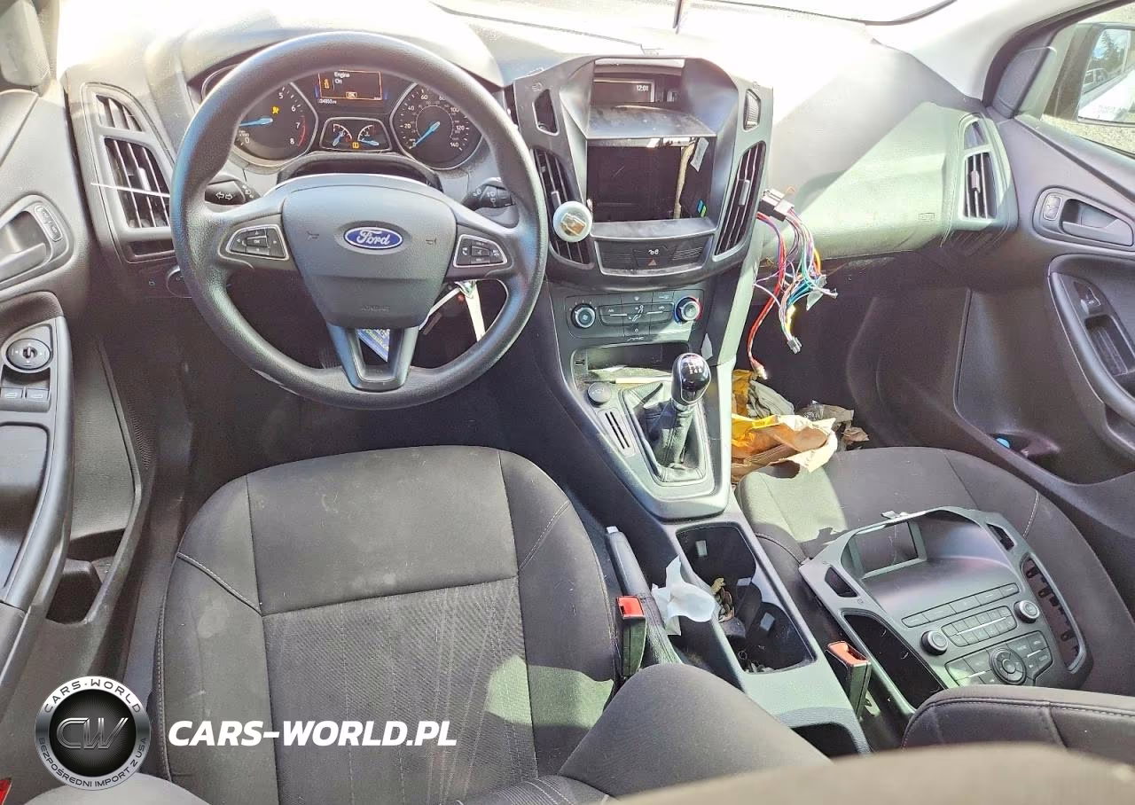2018 Ford Focus S VIN:1FADP3E27JL313903 - 8