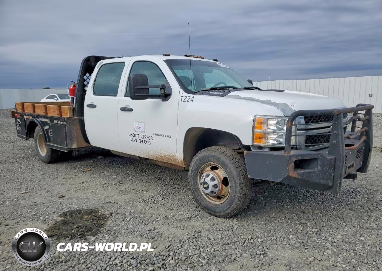 2013 Chevrolet Silverado K3500 VIN:1GB4KZCG1DF163482 - 4