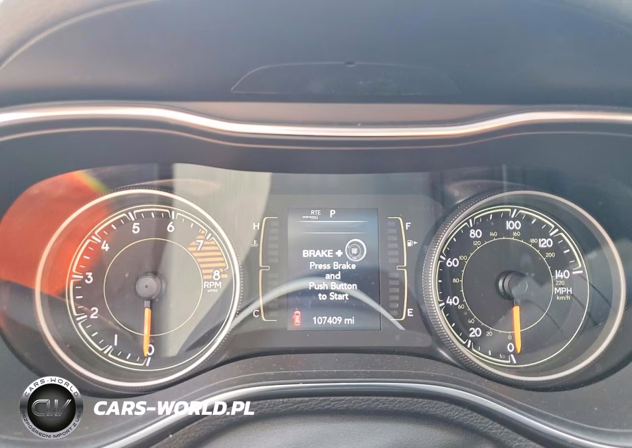 2019 Jeep Cherokee Latitude Plus VIN:1C4PJMLX4KD306741 - 9