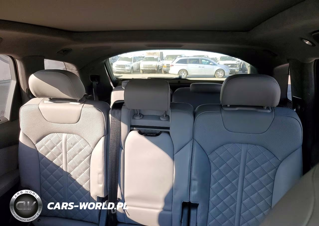 2023 Audi Sq7 Prestige VIN:WA1VWBF7XPD022928 - 10