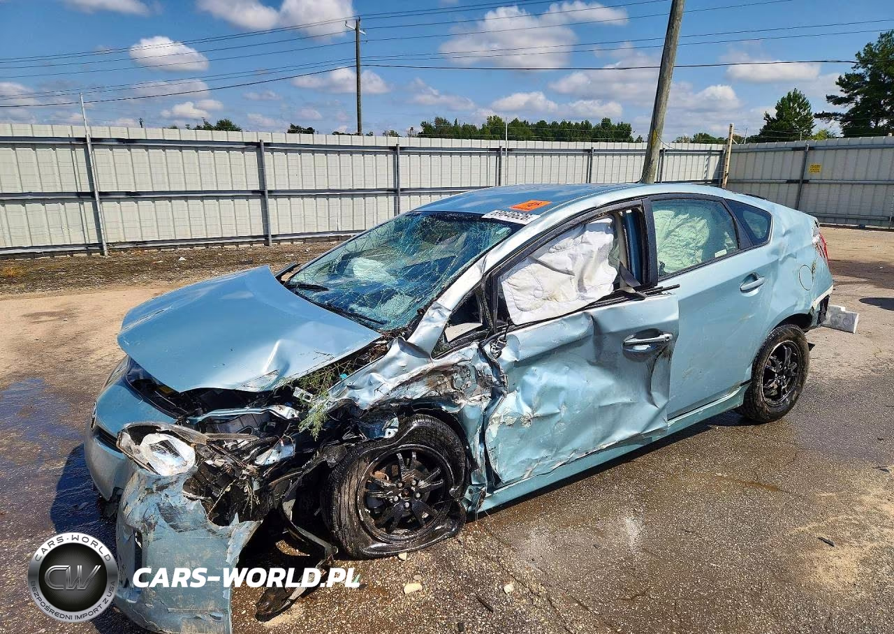 2014 Toyota Prius Two – zdjęcie 1 z 13