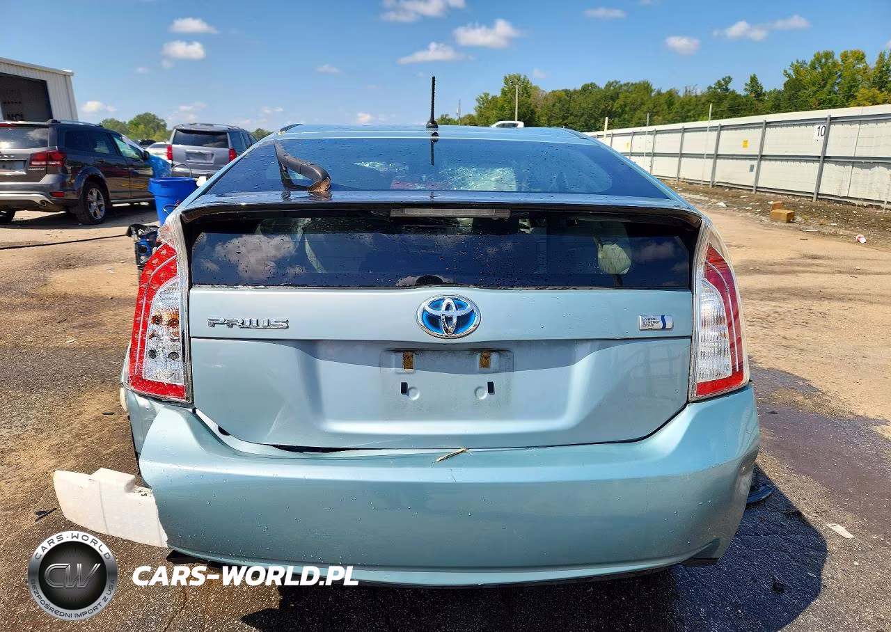 2014 Toyota Prius Two VIN:JTDKN3DU8E1861551 - 6