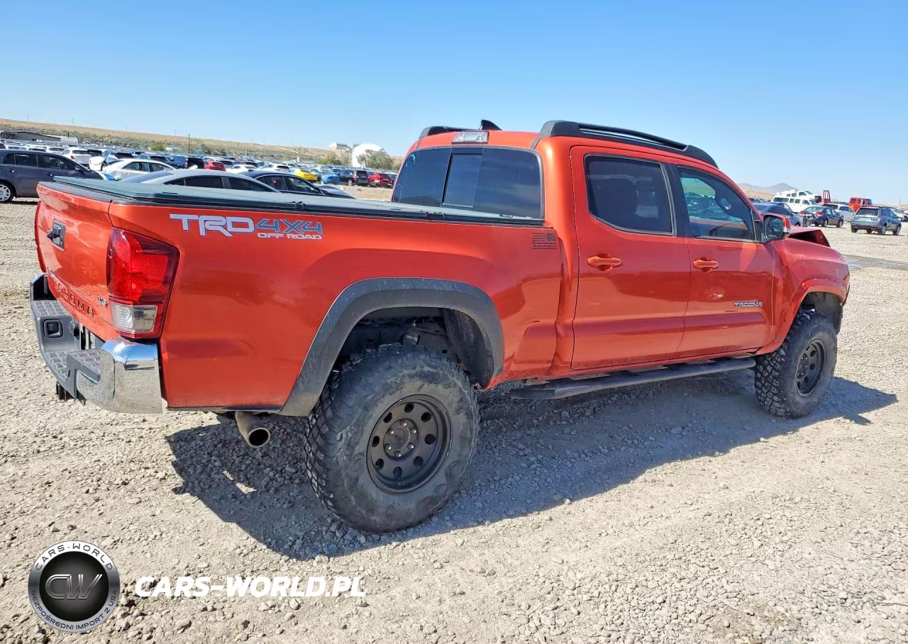 2017 Toyota Tacoma Trd Off-Road VIN:3TMDZ5BN7HM014225 - 3