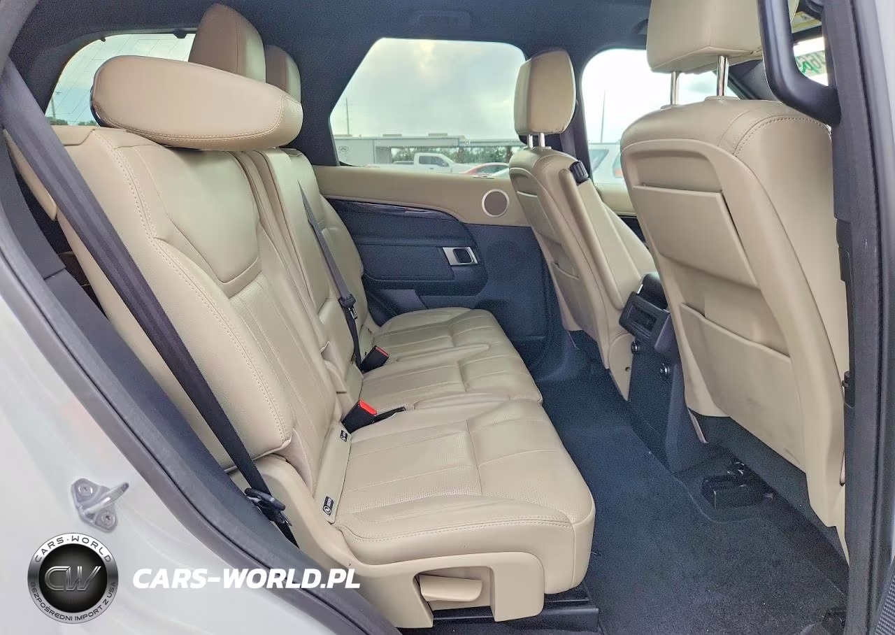 2020 Land Rover Discovery Se VIN:SALRG2RV8L2428476 - 11