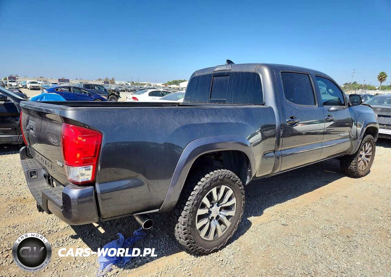 2018 Toyota Tacoma Trd Sport VIN:3TMDZ5BN4JM038875 - 3