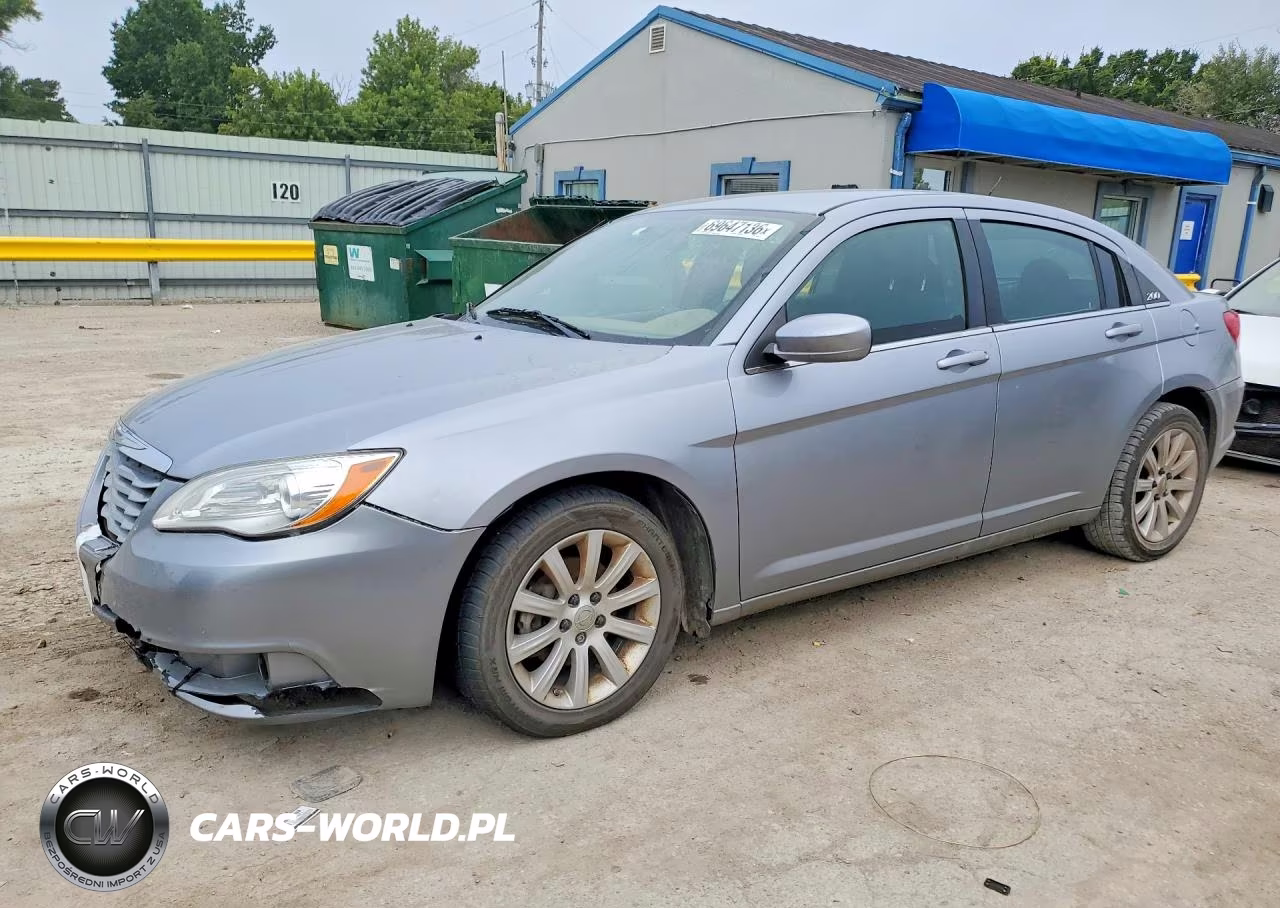 2014 Chrysler 200 Touring VIN:1C3CCBBG0EN144754 - 1