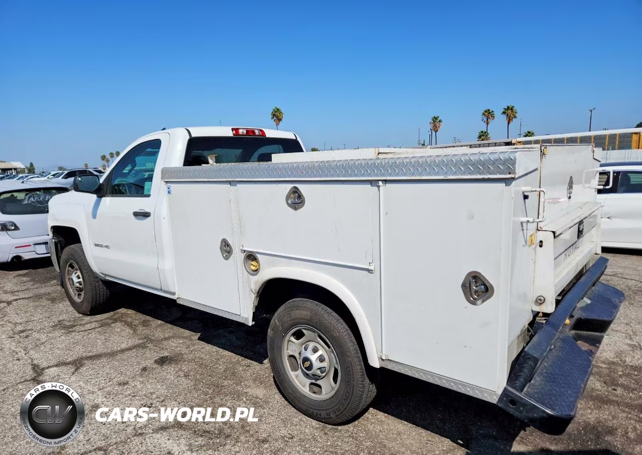 2015 Chevrolet Silverado C2500 Heavy Duty VIN:1GC0CUEG2FZ553189 - 2
