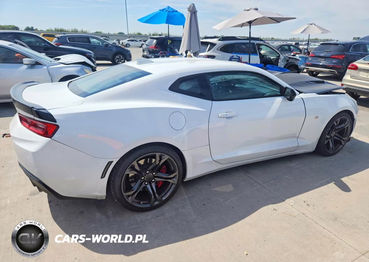 2018 Chevrolet Camaro Ss VIN:1G1FE1R74J0111582 - 3