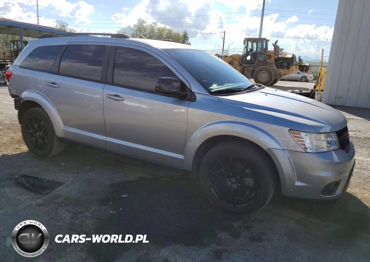 2018 Dodge Journey Sxt VIN:3C4PDCBB8JT475032 - 4