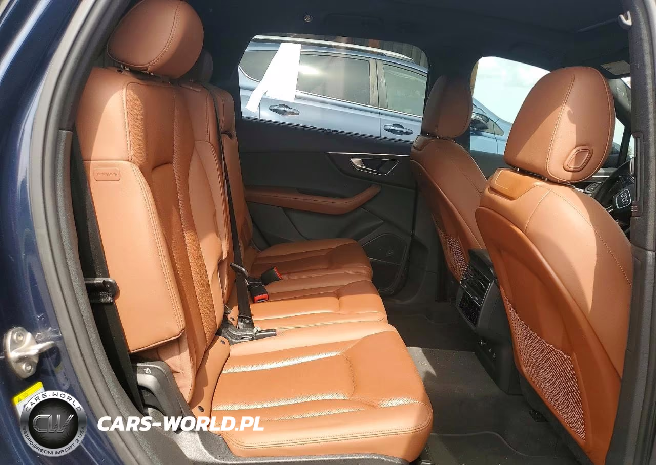 2023 Audi Q7 Premium Plus VIN:WA1LXBF71PD015371 - 11
