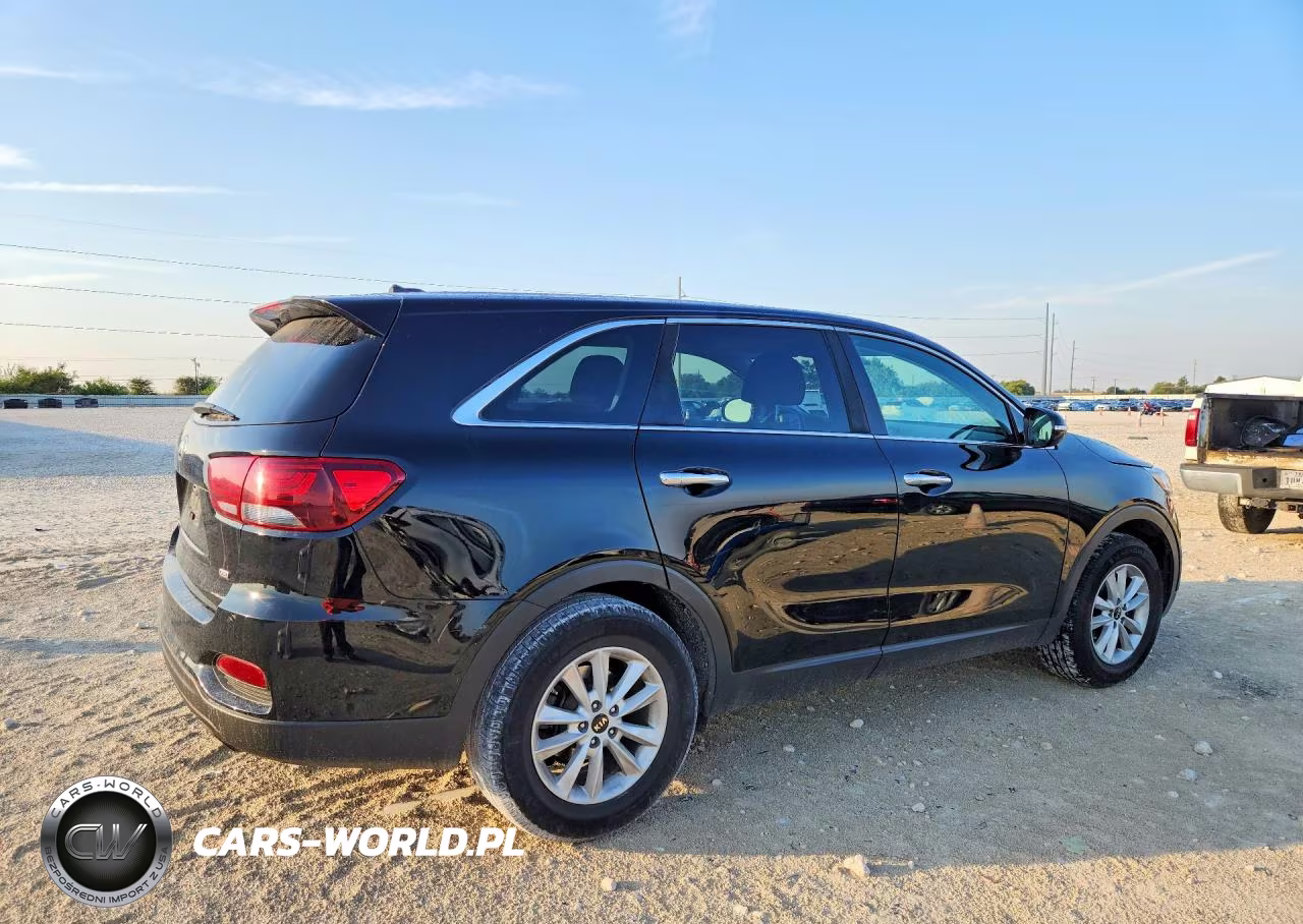 2019 Kia Sorento Lx VIN:5XYPG4A37KG568155 - 3