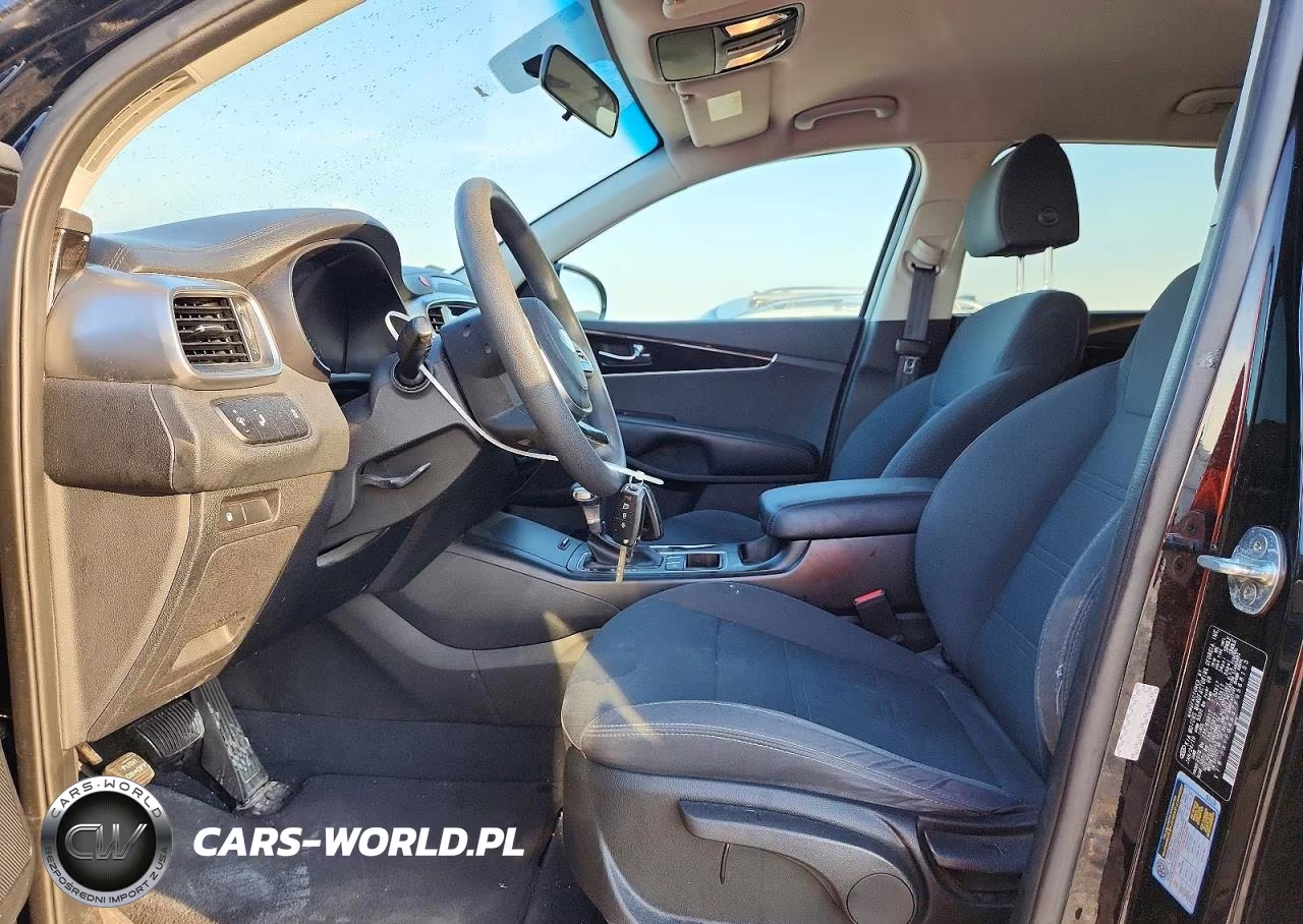 2019 Kia Sorento Lx VIN:5XYPG4A37KG568155 - 7